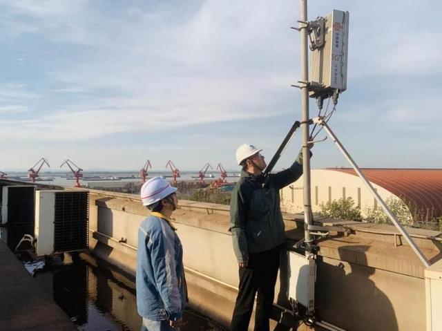 打造“5G+工业互联网”示范园区，推动建设行业5G融合应用技术创新与互联网加应用服务